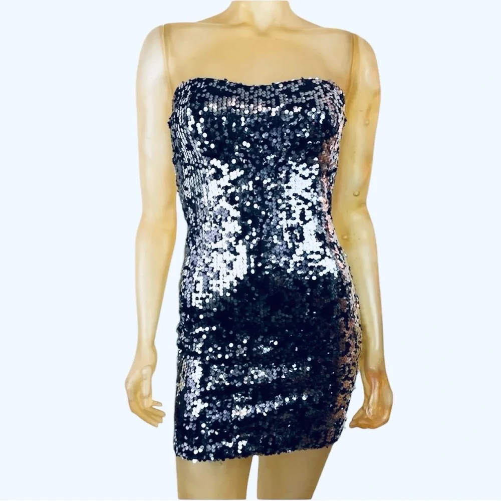 black and silver bodycon sequin dress Sparkling Silver Sequin Dress With Ruched Detailing